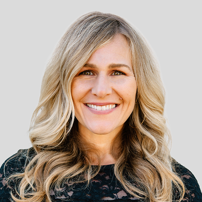 Janine Iuliano Photo