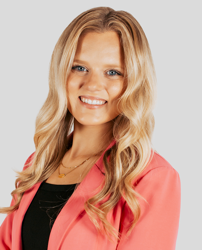 Ashlyn Poole Photo