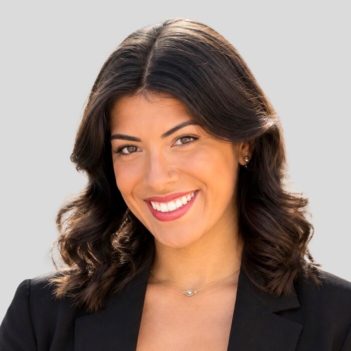 Desirae Salese