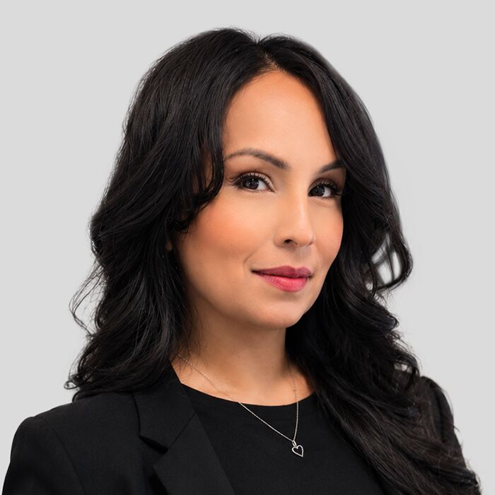 Alma Lopez