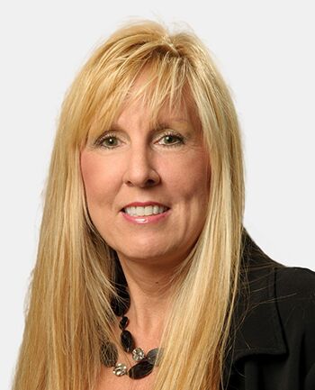 Maureen Helm Photo