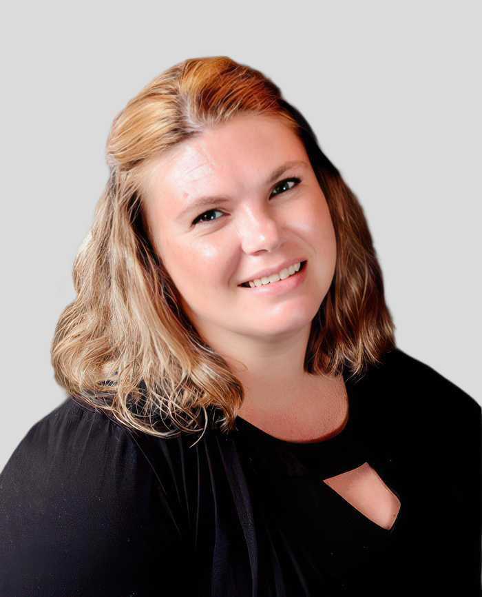 Lindsey Adkins Photo