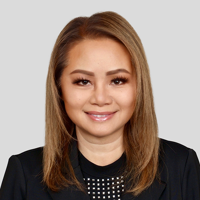 Nadia Raknai Photo