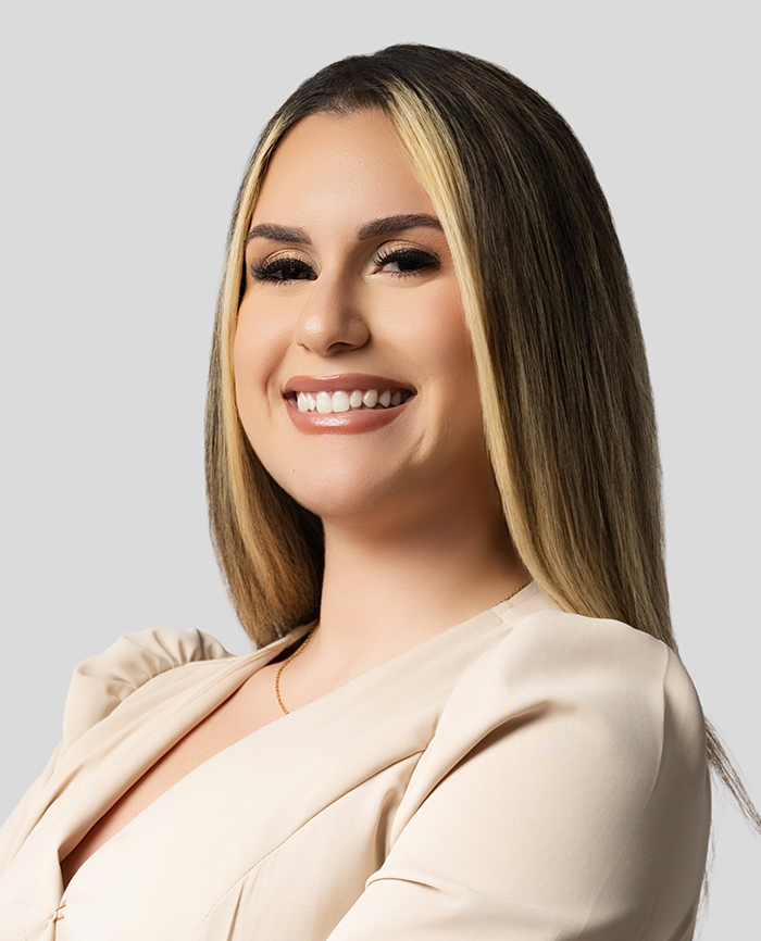 Ana Avila Photo