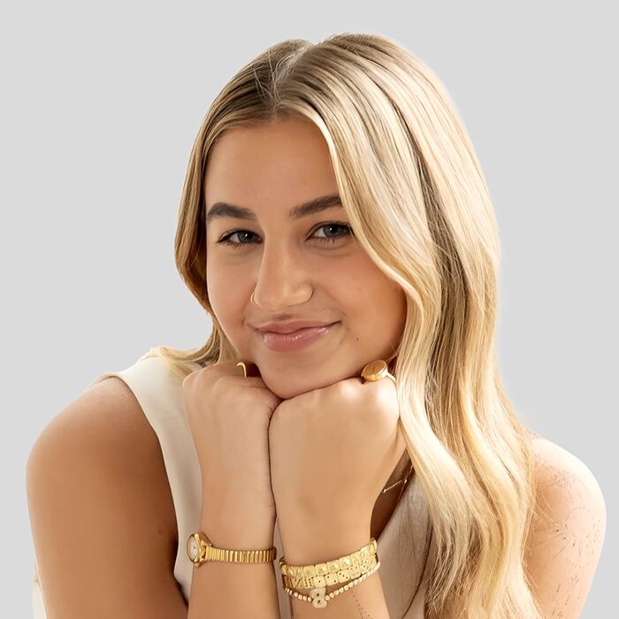 Bella Leiker