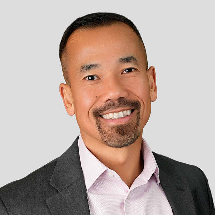 Tuan Nguyen Photo