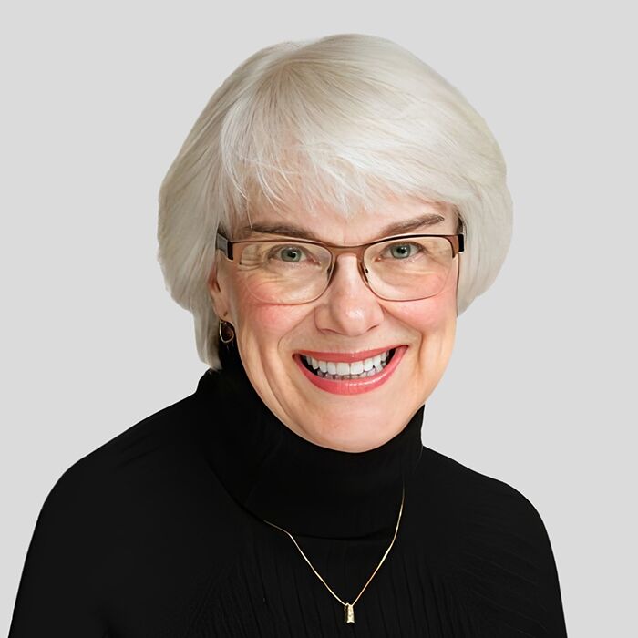 Julie Nash Photo