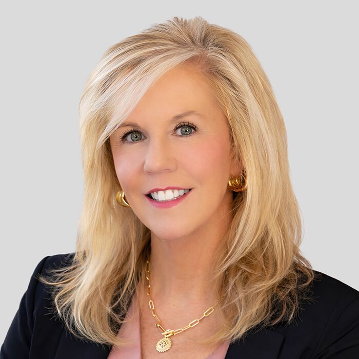 Jeanne Monreal photo