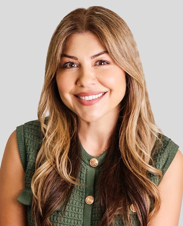 Liz Olvera photo