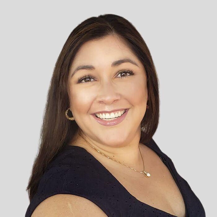 Yvonne Lynch Photo