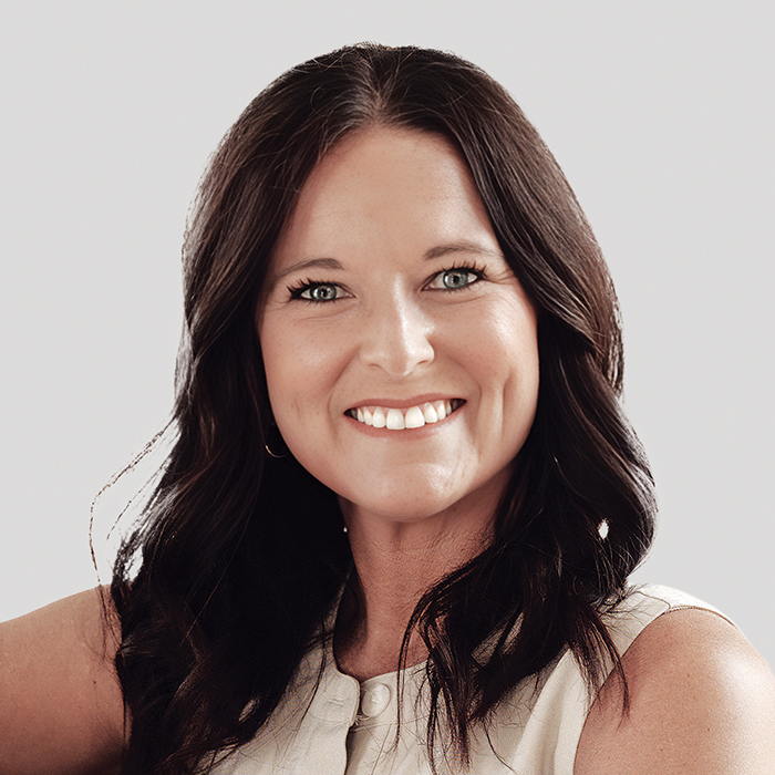 Lindsay Worth Photo