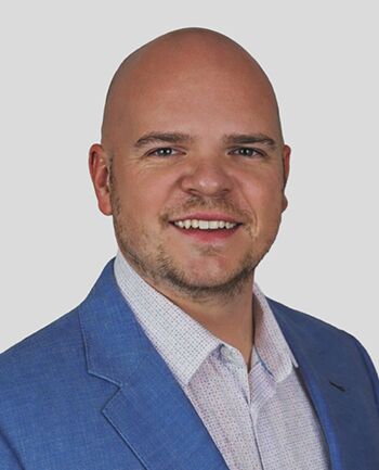 Scott Cummings Photo