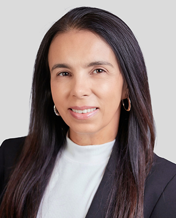 Helena Lopes Photo