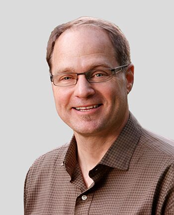 Headshot of Scott Neumann