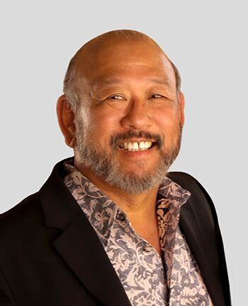 Headshot of Aaron Nakamura