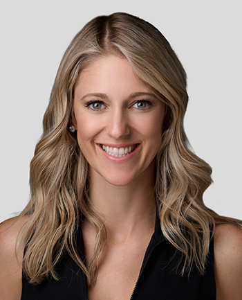 Lindsay Simmons Beale Photo
