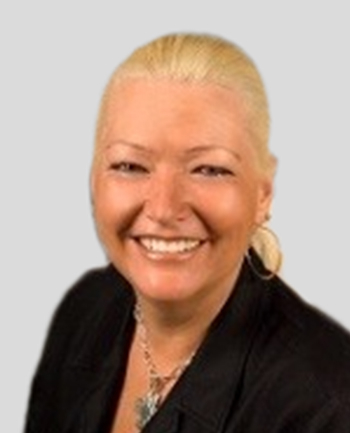 Sandra Smith Photo