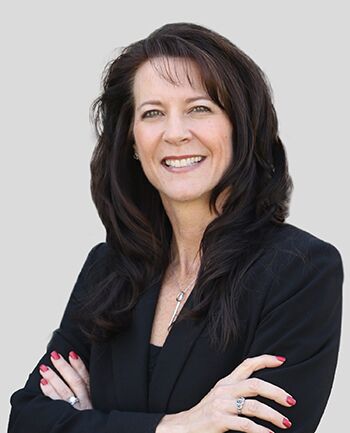 Julie Ozanich photo